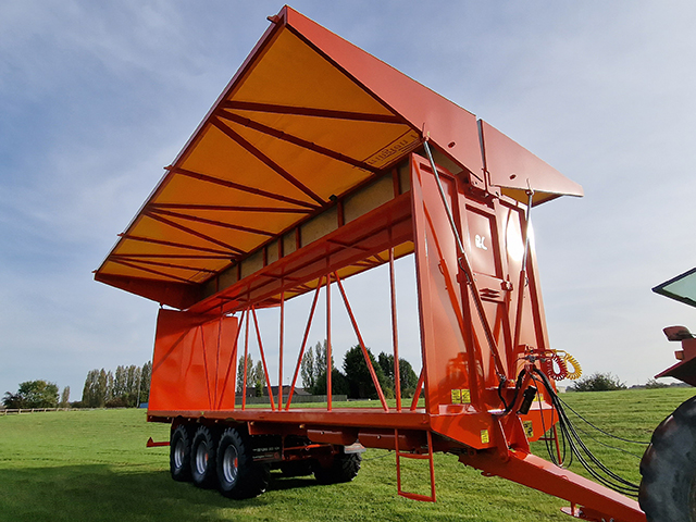 Gull Wing Transport Trailers